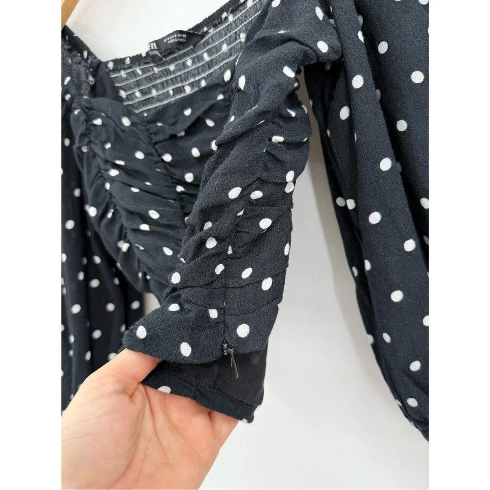 Zara Ruched Puff Sleeve  Polka Dot Crop Top | Black / White | Small